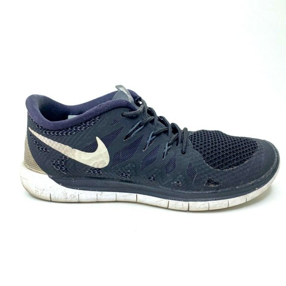 boys black athletic shoes